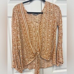 Wishlist Geometric Knot-Front Blouse in orange/Brown and White